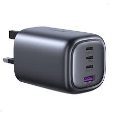 UGREEN USB-A+3 USB-C 100W GaN Tech Fast Charger